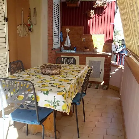 Between The Sea And Etna Apartment